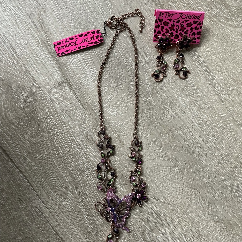 Betsey Johnson necklace set